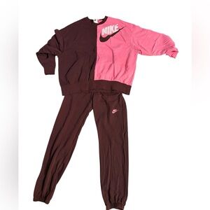 Nike Women' Burgundy Crush Loose Fleece Sweats And Matching Sweatshirt XS